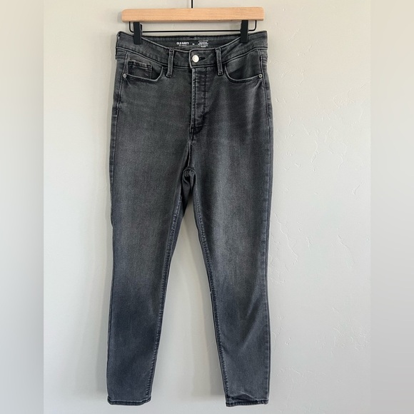 Old Navy High Rise Rockstar Skinny Jeans - Picture 1 of 8